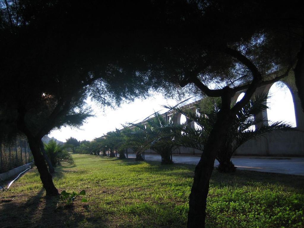 Villaggio Hotel Ripa Rodi Garganico Exterior photo